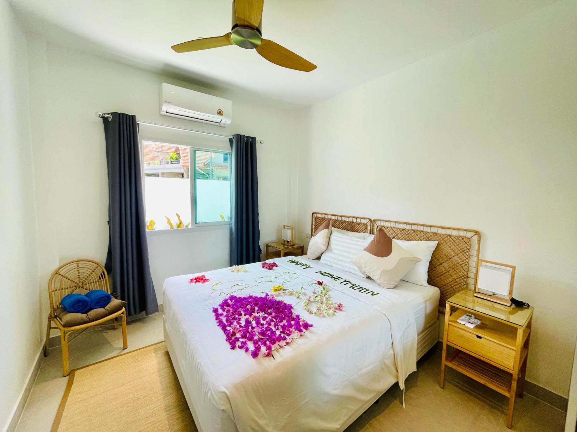 Baan Saint-Tropez Seaview Villas Kata Beach Εξωτερικό φωτογραφία